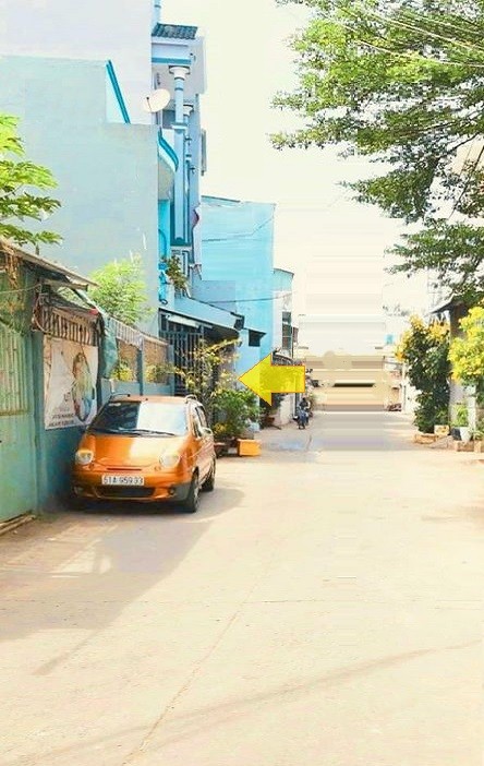 Bán nhà gần mặt tiền Tân Phú, xe tải đậu trước nhà, DT 62m², giá chỉ 5,2 tỷ đồng