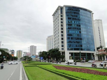 Bán nhà mặt phố Liễu Giai 139 mặt tiền 9m, giá chỉ 60 tỷ