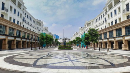 Chính chủ cho thuê căn shop 150m mặt đường 30m giá chỉ từ 15tr/tháng vinhomes ocean park gia lâm