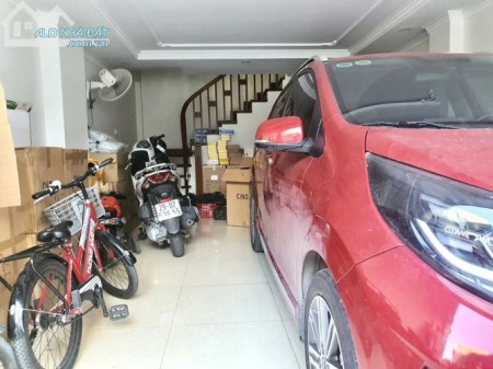 Hiếm!! Bán nhà Thạch Bàn Gara ô tô 46m2 x 5 Tầng 3,75 tỷ