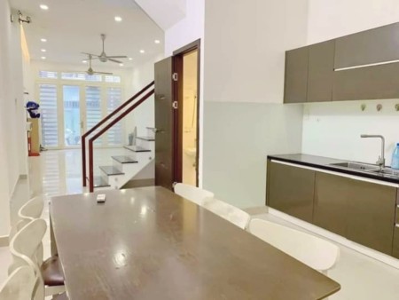 Bán nhà Đường Bùi Quang Là, quận Gò Vấp giá rẻ nhất khu vực