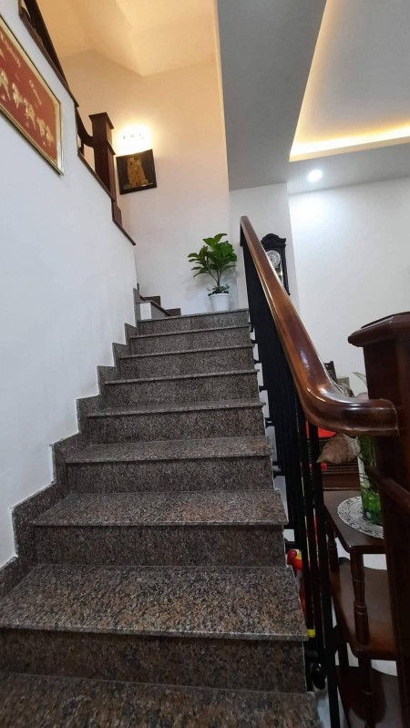 Bán nhà hxh Lê Quang Định, Quận Bình Thạnh ngang 7m bề thế 3 tầng giá 7.5 tỷ lh 0336809279