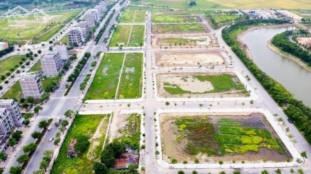 Biệt thự view hồ điều hoà lớn nhất Từ Sơn, đủ 4 hướng vào cửa, giá tốt