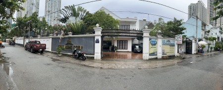 Bán biệt thự đường số 10, Phường Thảo Điền, Quận 2. Giá 215 tỷ TL. Gọi Quân 0911.989.098.