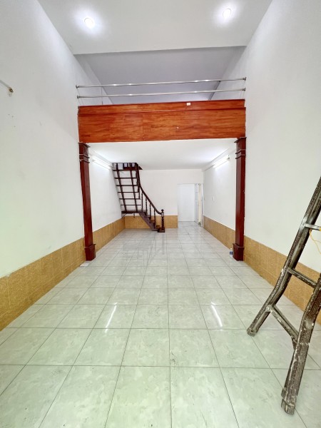 Bán gấp nhà mặt tiền đường số giá chỉ 77 triệu/m2, phường Tân Quy, Quận 7
