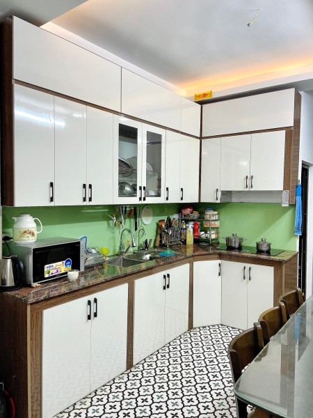 Bán nhà đẹp ôtô đỗ cửa 5 tầng Trần Cung giá 4,5 tỷ đồng, sổ chính chủ