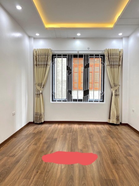 Bán nhà ngõ 7 phố Thái Hà DT 31m² x 5 tầng, MT 3,5m, giá chỉ 5,2 tỷ đồng, LH 0392221415