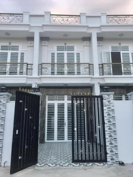 Bán nhà ngay chợ Phú Lạc giá 780 triệu, 1 trệt, 1 lầu, sổ hồng hỗ trợ góp 0%