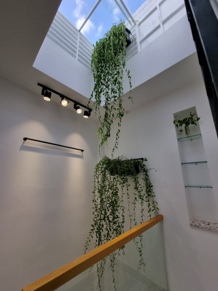 Cần bán gấp nhà mới đẹp 3 tầng nội thất cao cấp đường Huỳnh Văn Bánh, LHệ 0335558941