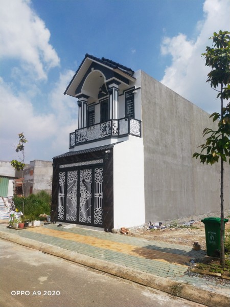 Nhà chính chủ sổ riêng cần bán gấp sổ hồng riêng, liên hệ 0348874902