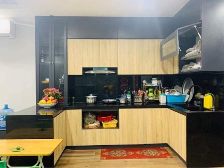 Cần bán nhà ngõ Láng Hạ, quận Đống Đa, diện tích 38m2, 4 tầng, 3 tỷ
