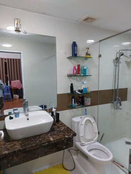 Bán nhà Ngọc Thuỵ, nhà mới xây 100%, giá 3,7 tỷ đồng nằm trong khu dân cư đông đúc