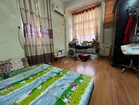 Bán nhà Xã Đàn 5 tầng vuông đẹp, gần phố khu an ninh giá chỉ gần 2 tỷ đồng