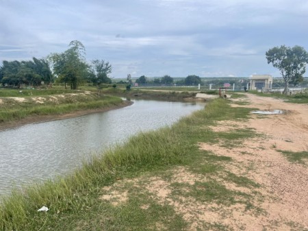 Bán rẻ lô đất 5458m2 Hồng Liêm, Mặt tiền đường có thể hiện trên sổ, kế bên KDL Safari 3300ha