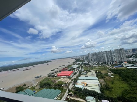 Bán căn hộ 2 PN Sài Gòn Riverside Complex quận 7, view sông tầng cao nhỉnh giá 3 tỷ đồng