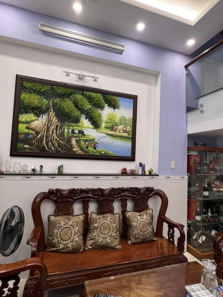 Nhà gần 4 Xã, hẻm 6m, DTSD 58m², 3 PN, giá 3,5 tỷ đồng thích hợp cho gia đình đông người