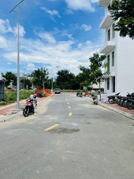 Đi đến slide 3