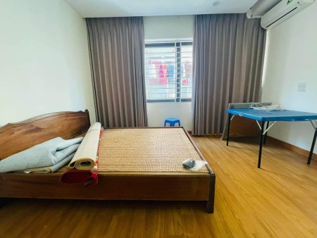Bán nhà Bùi Xương Trạch phân lô, vài bước phố ô tô, nội thất VIP, DT 34m² x 5 tầng, MT 3,5m, 3,9 tỷ