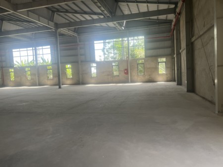 Cho thuê kho Nguyễn Hữu Trí, Thanh Phú, Bến Lức, Long An DT 5000m2