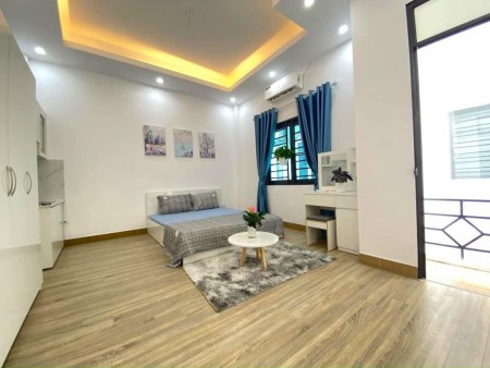 Doanh thu 100tr/thg mới xây thang máy diện tích 90m2 giá 13.5 tỷ