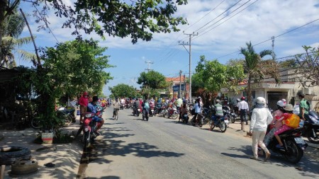 Cần bán gấp lô đất mặt tiền đường nở hậu sinh lời cao, giá tốt