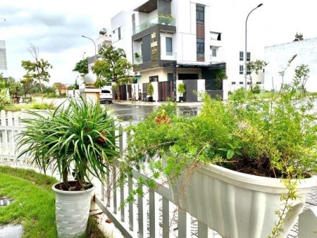 Bán Nhà Cấp 4 đường Núi Thành DT 90m² mặt tiền kinh doanh, nhỉnh giá 6 tỷ đồng