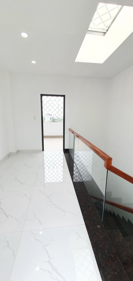 Chính chủ bán nhà ở khu dân cư The Sun Residence Nhà Bè