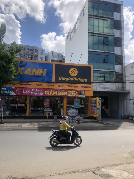 Cho thuê nhà mặt tiền đường Hương Lộ 3, đường CN11, liên hệ 0909763123