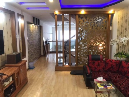 Bán nhà mặt tiền kinh doanh Đồng Đen, Bàu Cát, 5 tầng giá bán chỉ 8,2 tỷ