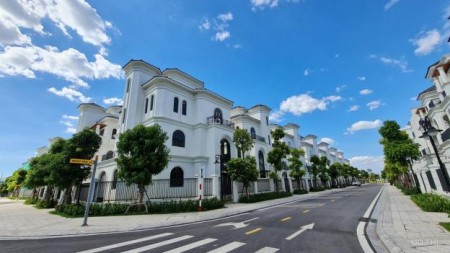 Đi đến slide 8