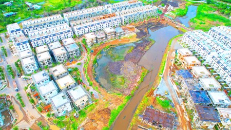 Chủ em ngộp hàng cần ra gấp căn BTSL giá không chênh và 1 số căn lk chênh nhẹ nhàng. LH: 0946576567
