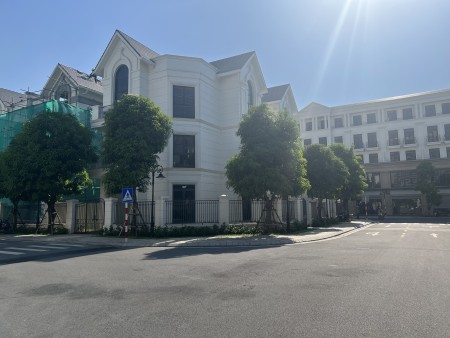 Đơn lập góc San Hô 224m² giá 48.8 tỷ Vin Gia Lâm LH 0985941715