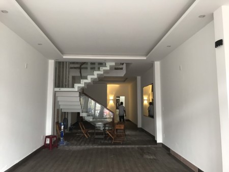 Bán hoặc cho thuê nhà nguyên căn số 458 mặt tiền đường 2/9, nhà xây mới 4 tầng