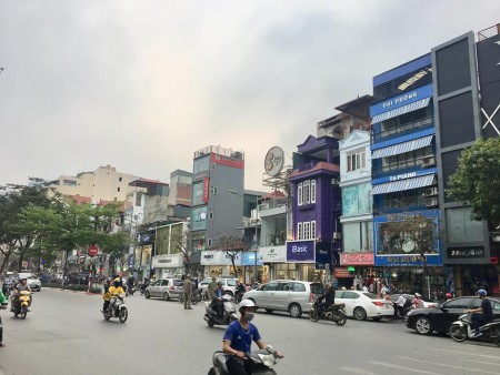 Bán nhà mặt phố Lạc Long Quân, ngã ba Bưởi, 142m², xây Building 7 tầng, giá chỉ 28 tỷ