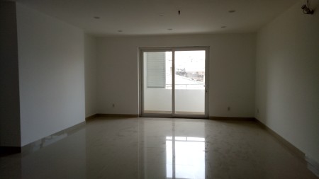 Cho thuê mặt bằng kinh doanh Buôn bán và ở chung cư Moonlight Parkview ngã tư đường số 4,số 7