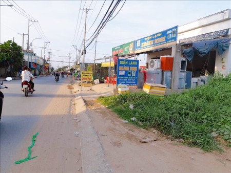 Bán 2 lô đất 120m2 thổ cư 100%, Mặt tiền đường nhựa Tân Long. Giáp ranh xã Tân Nhựt