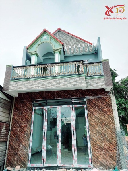 Bán nhà 1 trệt 1 lầu, DT 120m², đất thổ cư gần chợ Phú Thọ - Trảng Dài giá chỉ 2,99 tỷ đồng