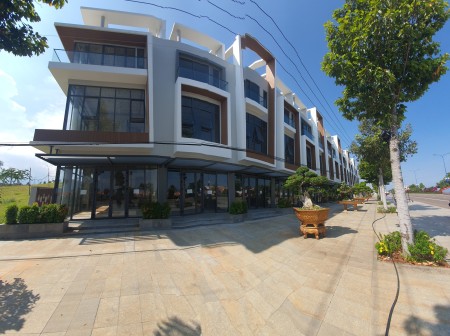Shophouse trung tâm tổ hợp giải trí lớn bậc nhất Mũi Né, giá chỉ từ 7 TỶ - Sổ đỏ từng căn