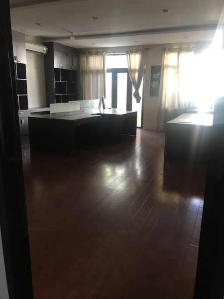 Bán nhà mặt mặt tiền Triệu Nữ Vương, 3 tầng giá sụp hầm, sát gần đường Hùng Vương