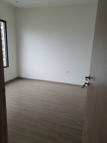 Chính chủ cần bán nhanh căn hộ 3PN2VS giá siêu rẻ chỉ 2.35 tỷ Vinhomes Ocean Park.
