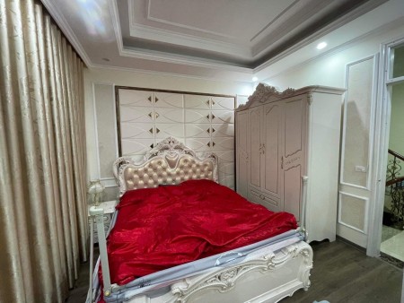 Bán nhà Văn Quán Quận Hà Đông nội thất 5 sao, dt 59m2, chỉ 9 tỷ, lh 0974565623