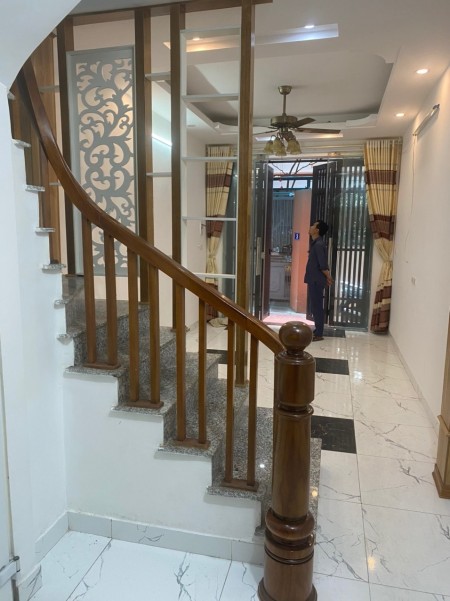 Hiếm trong phân khúc giá 3 tỷ Nam Dư, 30m2, 4 tầng, 10m ra ngõ ô tô tránh, tiện ích đầy đủ - SĐCC