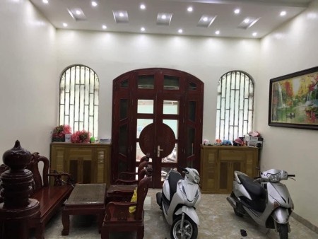 Nhà siêu nét Kim mã dtsd 70m2 4 tầng mặt tiền 5.8m, giá bán 16.8 tỷ