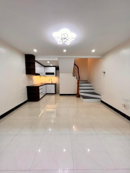 Bán nhà đẹp 5m ra ô tô đỗ, lô góc thoáng phố Hồng Mai giá 4,7 tỷ đồng