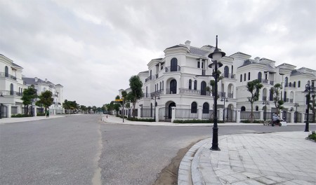 Đi đến slide 2