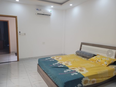 Bán nhà hẻm 8m đường Trần Văn Quang, DTSD 68m² (4,5x15m) x 4 tầng, giá 9,1 tỷ đồng