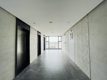 BÁN LỖ! Căn hộ Hưng Phúc Premier 2 phòng ngủ, có chỗ để xe hầm