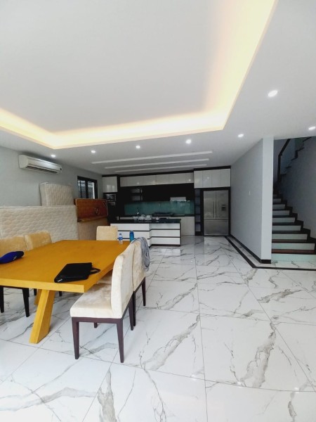 Bán nhà biệt thự sân vườn KĐT Hà Nội Garden City Thạch Bàn, Long Biên