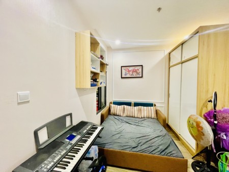 Chính chủ cần ra hàng GẤP căn 2PN2VS chỉ 1.85 tỷ full nội thất liền tường - Vinhomes Ocean Park.
