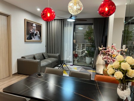 Bán nhanh căn 3N+2VS FULL ĐỒ căn Góc View Thoáng Hướng Mát Gía 2.350TR Vinhomes LH: 0976.366.513